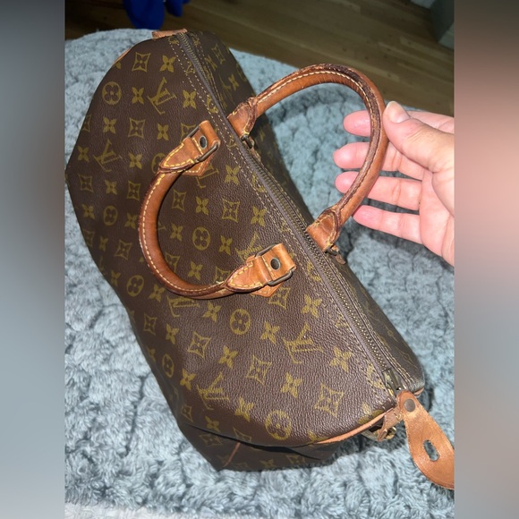 Authentic Vintage Louis Vuitton
Speedy handbag - Picture 4 of 9